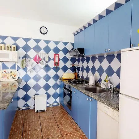 Casa Cobra