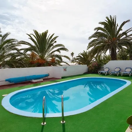 Casa Cobra *